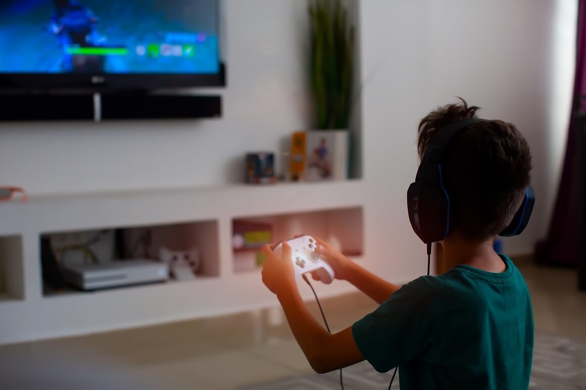 Pokazalo se da su videoigre i streaming videa povezani s većim rizikom od razvoja OKP-a