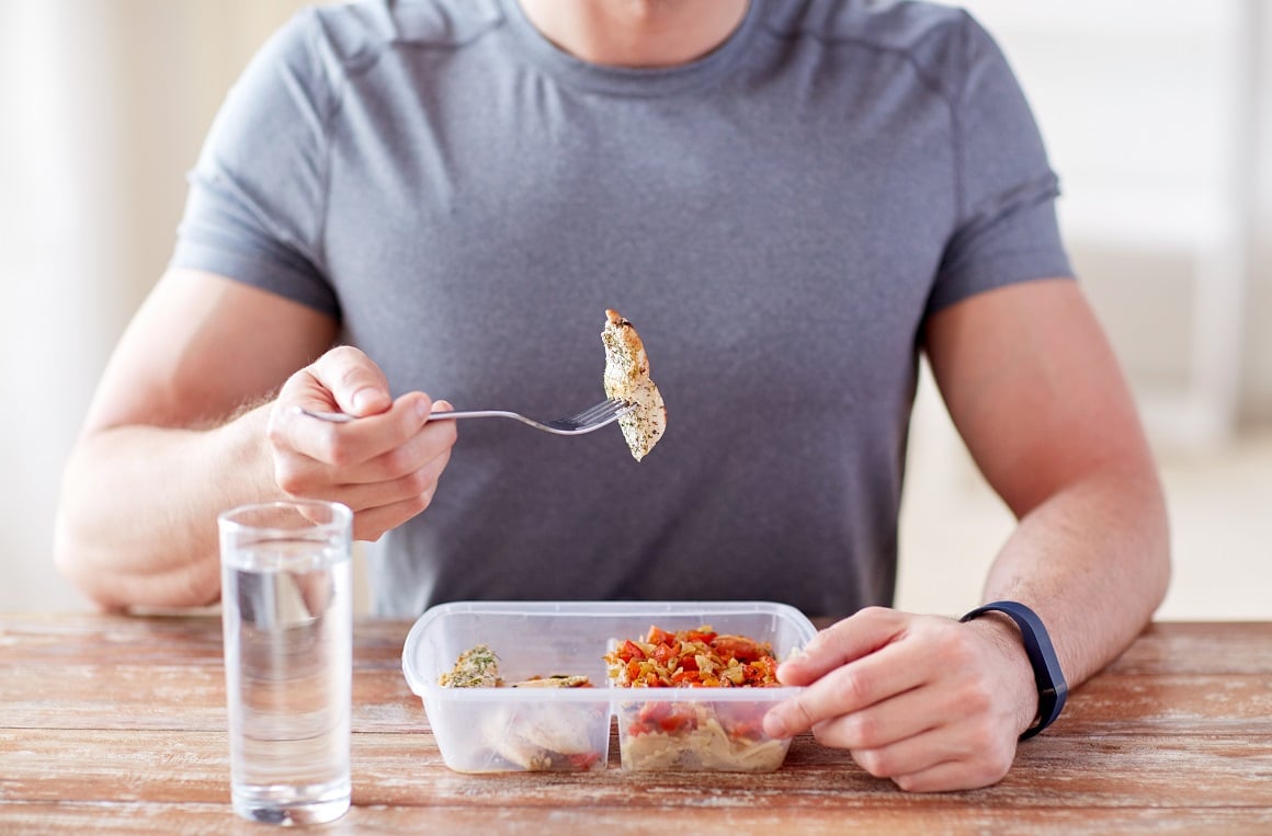 veća je vjerojatnost da će pojedinci koji jedu tri obroka dnevno imati veći unos nutritivno bogate hrane